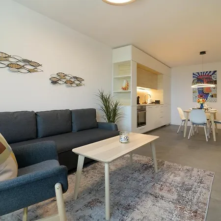 Nobile - Coral Complex With Parking & Pool Apartment